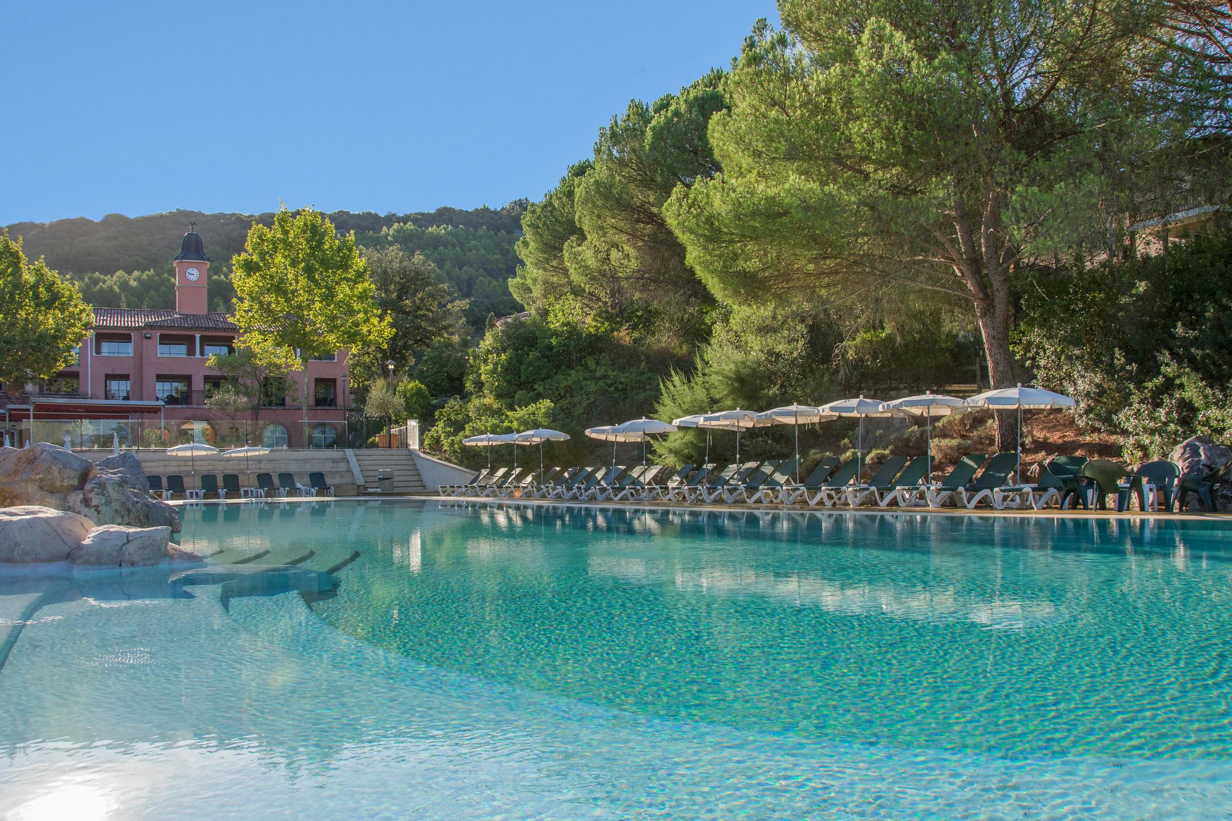 Sowell Family Le Vallon Hotel Grospierres Exterior photo